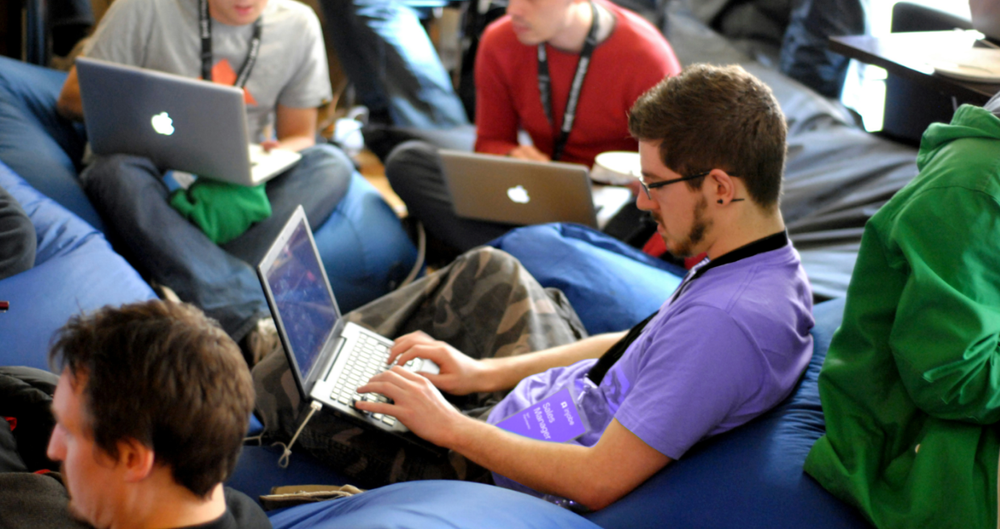 Top 10 professions for online work in 2025